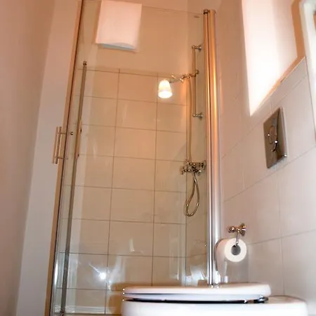 Гостевой дом Sevenrooms-berlin Берлин