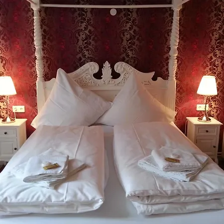Гостевой дом Sevenrooms-berlin 3*