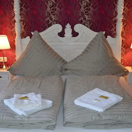 Sevenrooms Guest house 3*
